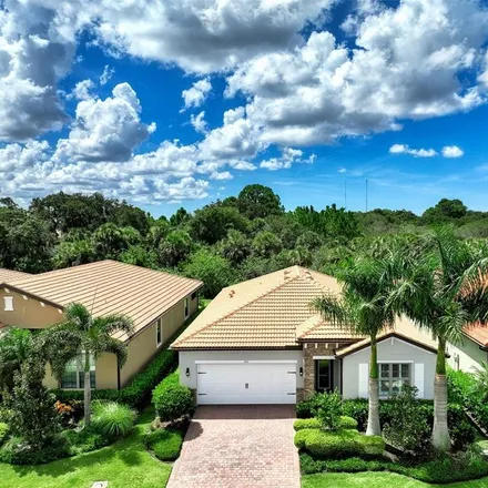 Buy this 2 bed house on 501 Venice Lane in Bailey Hall, Siesta Key