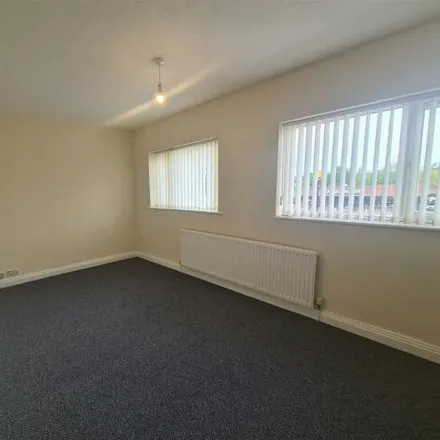 Image 5 - City Hire Tools, 1660 Bristol Road South, Rednal, B45 9TY, United Kingdom - Apartment for rent