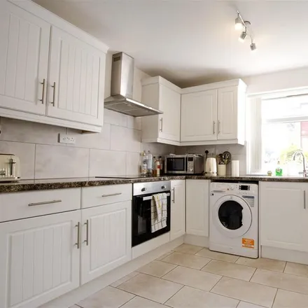 Image 1 - Leahurst Crescent, Harborne, B17 0LG, United Kingdom - House for rent