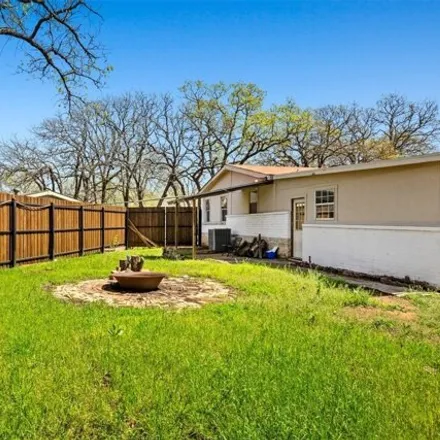 Image 2 - 24 The Downs, Corinth, TX 76210, USA - House for sale