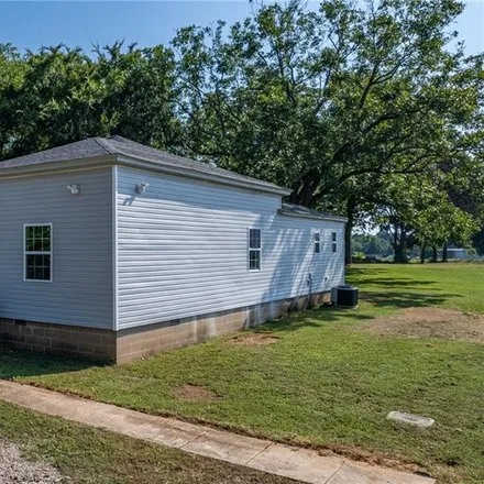 Buy this 3 bed house on 888 South Sharpe Avenue in Booneville, AR 72927