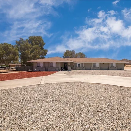 Image 4 - 18540 Chapae Lane, Apple Valley, CA 92307, USA - House for sale