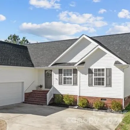 Buy this 3 bed house on 651 Red Hawk Way in York County, SC 29710