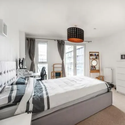 Image 2 - Heather Park Drive, Beresford Avenue, London, HA0 1NW, United Kingdom - Apartment for sale