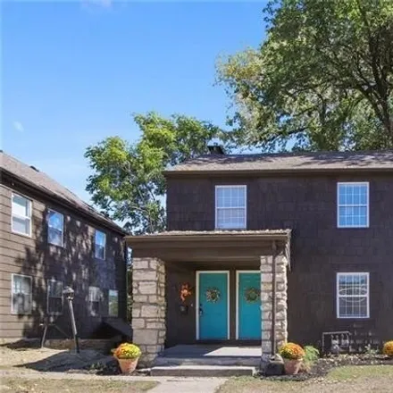 Buy this studio house on 4605 Harrison Street in Kansas City, MO 64110