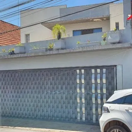 Buy this 3 bed house on Escola Municipal de Educação Fundamental Professor Joaquim Osório de Azevedo in Rua João Dartora 400, Região Central