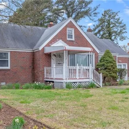 Buy this 4 bed house on 6431 Sedgefield Drive in Green Hill Farms, Norfolk