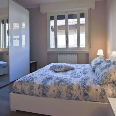 Rent this 2 bed apartment on Torre dei Nerli in Via dei Guicciardini, 50125 Florence FI