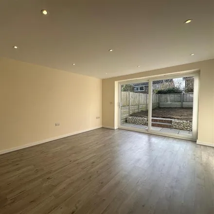 Image 4 - 9 Verwood Close, Harbledown, CT2 7HS, United Kingdom - House for rent