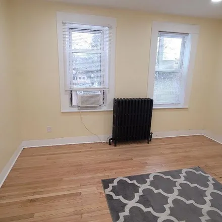 Image 3 - 862 Fairmount Avenue, Trenton, NJ 08629, USA - Apartment for rent