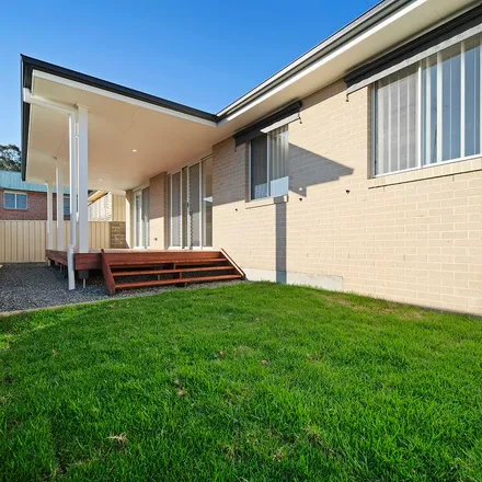 Rent this 3 bed apartment on King Street in Cessnock NSW 2325, Australia