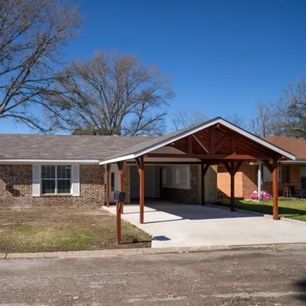 Buy this 3 bed house on 1887 Bowie Avenue in Crockett, TX 75835