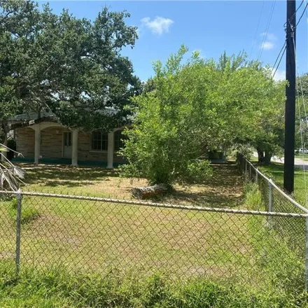 Buy this 2 bed house on 501 West Gile Avenue in Aransas Pass, TX 78336