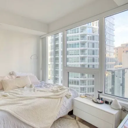 Rent this 1 bed apartment on Toronto in ON M5B 0B8, Canada