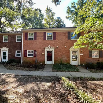 Buy this 3 bed condo on 430 Greenbrier Court in Fredericksburg, VA 22401