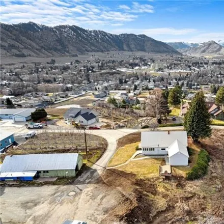 Buy this 4 bed house on 306 Kennedy Road in Cashmere, Chelan County