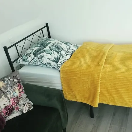 Rent this 1 bed duplex on Dusseldorf in North Rhine-Westphalia, Germany