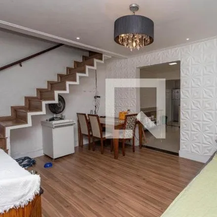 Rent this 5 bed house on Rua Raio de Luar in Piraporinha, Diadema - SP