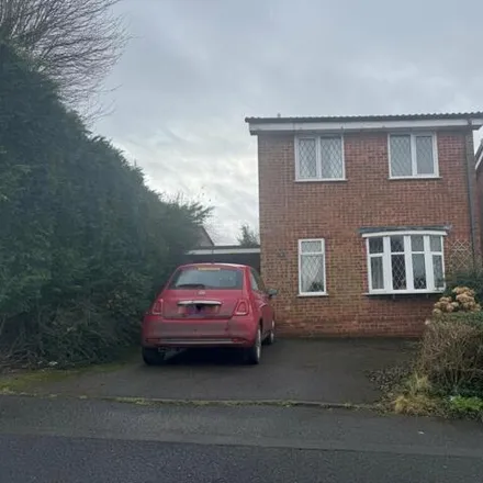 Buy this 3 bed house on Hawthorn Crescent in Burton-on-Trent, DE15 9QP