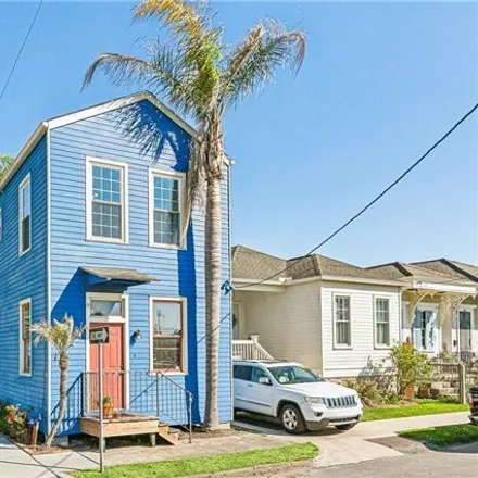 Buy this 4 bed house on 505 Third Street in New Orleans, LA 70130