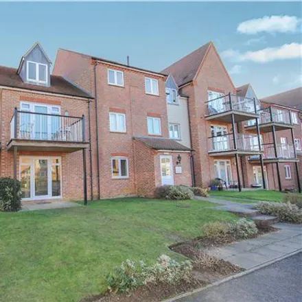 Image 1 - South Quay, Abingdon, OX14 5TP, United Kingdom - Apartment for rent