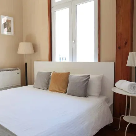 Rent this 6 bed room on A Talisca in Rua Presidente Arriaga 55, 1200-745 Lisbon