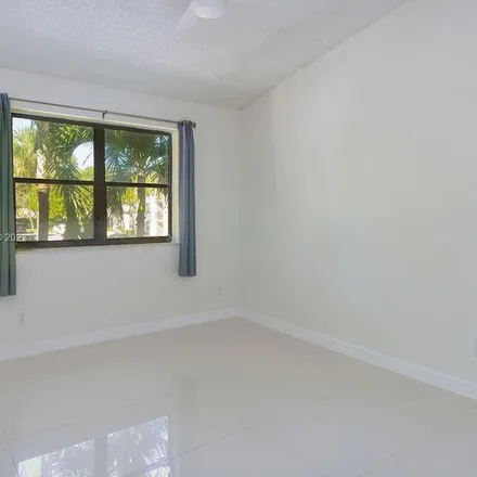 Image 8 - 699 South Luna Court, Hollywood, FL 33021, USA - Apartment for rent