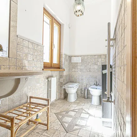 Rent this 5 bed apartment on Municipio di Frascati in Piazza Guglielmo Marconi, 00044 Frascati RM