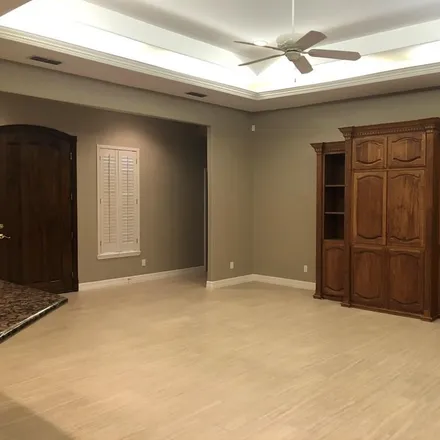 Image 4 - 2943 Augusta National Drive, Harlingen, TX 78550, USA - House for sale