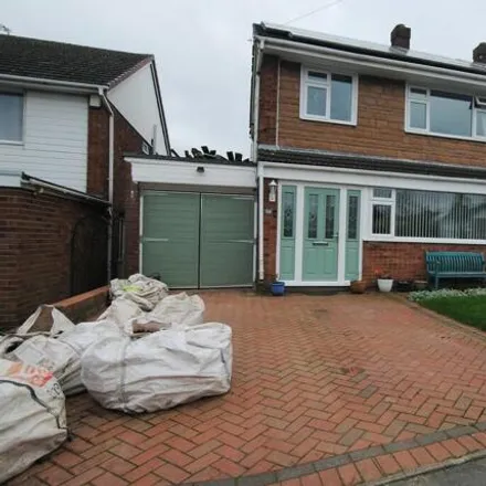 Buy this 3 bed duplex on Pool Road in Oakengates, TF2 6RP