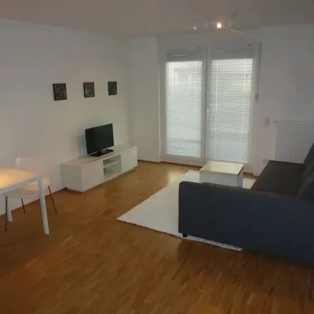 Image 4 - Flörsheimer Straße 8, 60326 Frankfurt, Germany - Apartment for rent