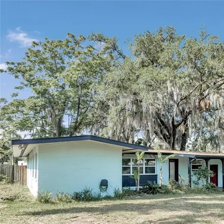 Buy this 4 bed house on 1148 Northeast 12th Street in Ocala, FL 34470