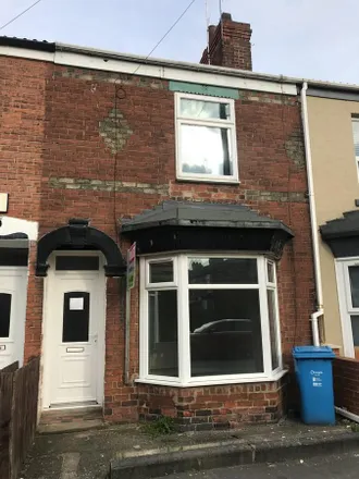 Rent this 3 bed townhouse on Worthing Street in Hull, HU5 1PP