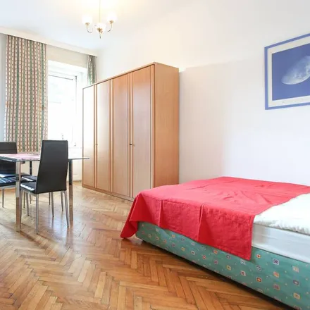 Rent this 3 bed apartment on Wien in Rabengasse 2, 1030 Vienna