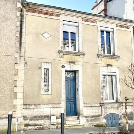 Image 8 - 78 Rue Victor Hugo, 24000 Périgueux, France - Apartment for rent