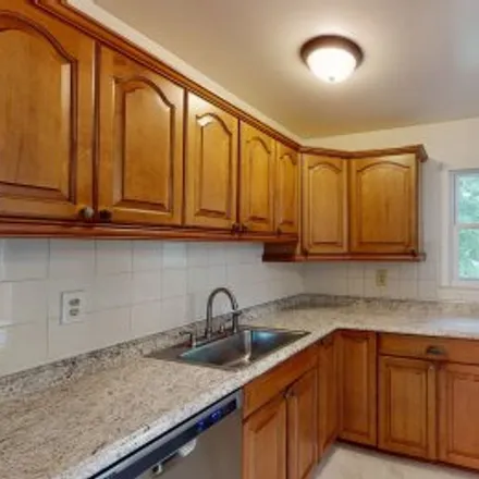Buy this 4 bed apartment on 14204 Lindendale Road in Mapledale, Woodbridge