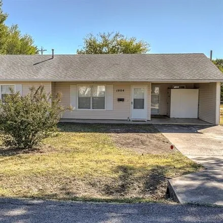 Image 1 - 1004 Southeast 2nd Street, Pryor Creek, OK 74361, USA - House for sale