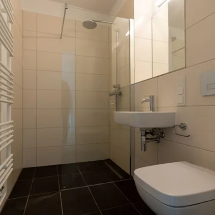 Rent this 4 bed apartment on Cunnersdorfer Straße 2 in 04318 Leipzig, Germany
