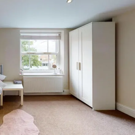 Image 2 - 180 Derby Road, Nottingham, NG7 1NF, United Kingdom - Apartment for rent