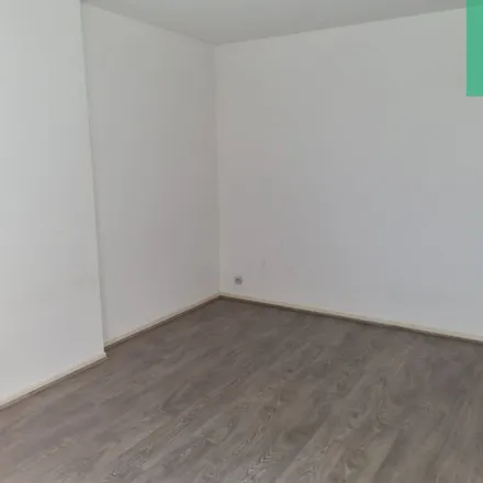 Image 2 - Square Robert Schuman, 57100 Thionville, France - Apartment for rent