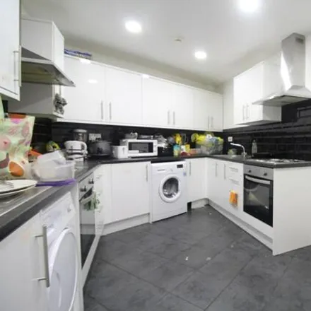 Image 5 - 50 Brighton Street, Coventry, CV2 4JH, United Kingdom - House for rent