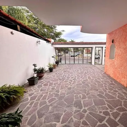 Buy this 4 bed house on Valle de Bravo in El Palomar, 45643 La Tijera