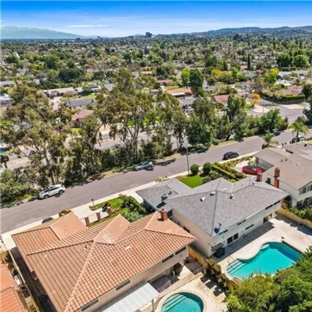 Image 3 - 6564 Valley Circle Terrace, Los Angeles, CA 91307, USA - House for sale