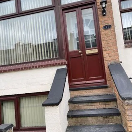 Rent this 3 bed townhouse on Copperfield Place in Leeds, LS9 0BS