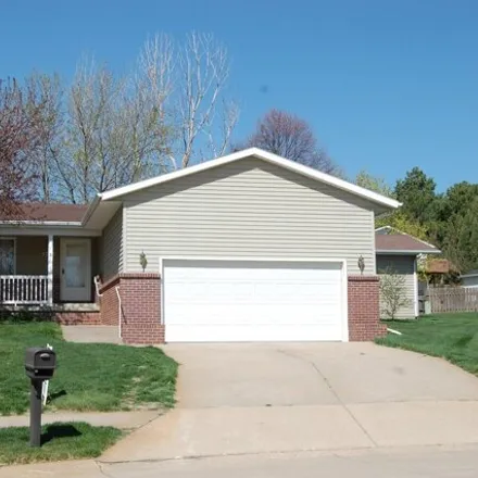 Buy this 2 bed house on 4298 Avenue H in Kearney, NE 68847