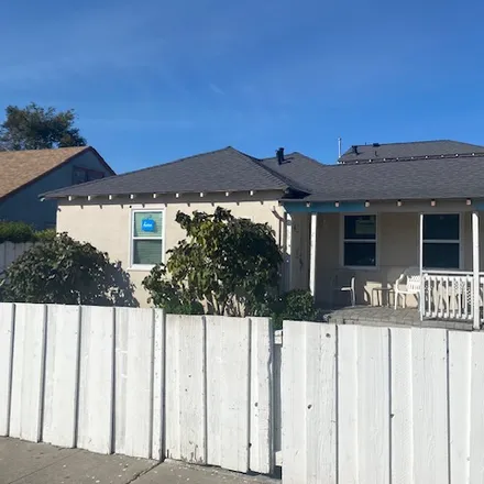Rent this 2 bed house on 100 N Humboldt Street