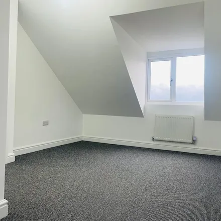 Image 1 - Smith Child Street, Tunstall, ST6 5EP, United Kingdom - Apartment for rent