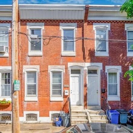 Rent this 3 bed house on 621 South 26th Street in Philadelphia, PA 19146