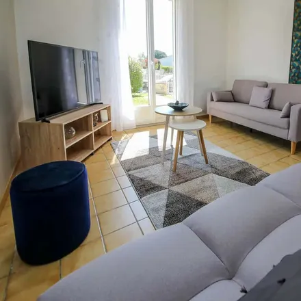 Rent this 3 bed apartment on 29 Rue Jean Renoir in 81600 Gaillac, France