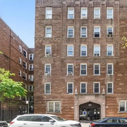 Image 1 - 2081 Cruger Avenue, New York, NY 10462, USA - Apartment for sale